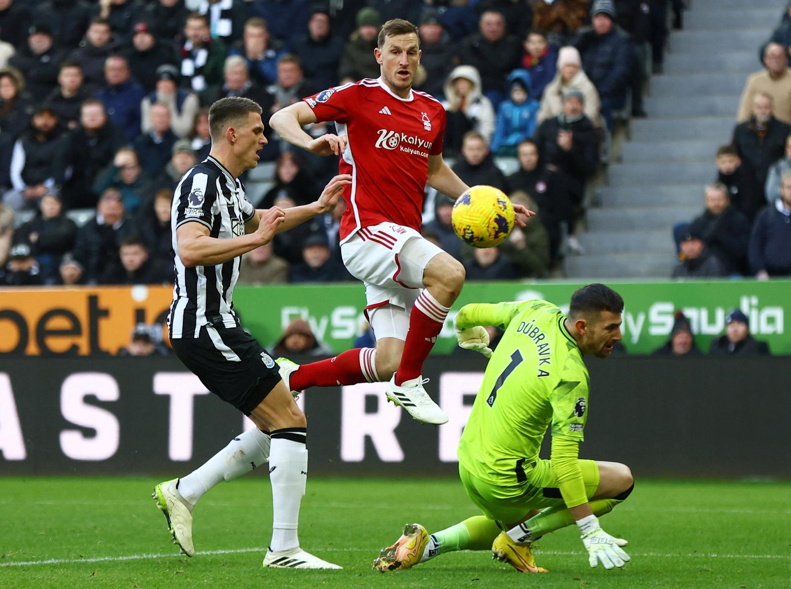 Soccer Football - Premier League -  Newcastle United v Nottingham Forest - St James' Park, Newcastle, Britain - December 26, 2023 Nottingham Forest's Chris Wood scores their second goal Action Images via Reuters/Lee Smith NO USE WITH UNAUTHORIZED AUDIO, VIDEO, DATA, FIXTURE LISTS, CLUB/LEAGUE LOGOS OR 'LIVE' SERVICES. ONLINE IN-MATCH USE LIMITED TO 45 IMAGES, NO VIDEO EMULATION. NO USE IN BETTING, GAMES OR SINGLE CLUB/LEAGUE/PLAYER PUBLICATIONS.     TPX IMAGES OF THE DAY Photo: Lee Smith/REUTERS