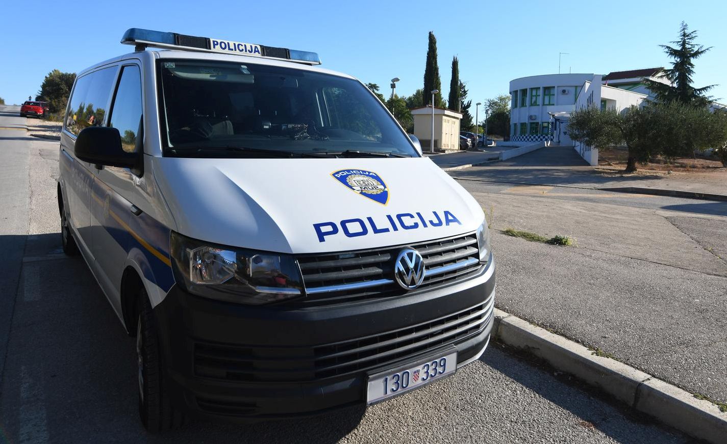 05.09.2022., Brodarica - Policijski sluzbenici prometne policije u Sibensko-kninskoj zupaniji vrse pojacan nadzor prilaza skolama zbog pocetka nove skolske godine. Photo: Hrvoje Jelavic/PIXSELL