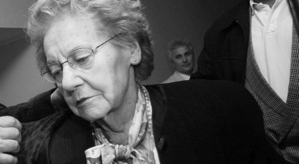 25.11.2007., Zagreb - Celnici, clanovi stranke te simpatizeri HNS-a rezultate izbora pratili su iz stozera smjestenog u hotelu Esplanada. Radimir Cacic, Savka Dabcevic Kucar.rPhoto: Petar Glebov/PIXSELL