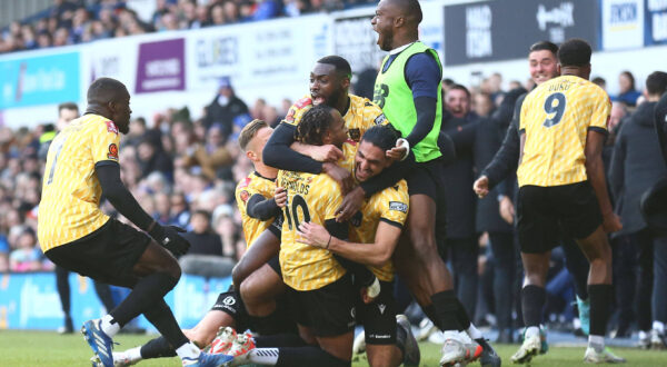 Ipswich Town v Maidstone United Emirates FA Cup Lamar Reynolds of Maidstone United celebrates scoring their first goal with team mates during the Emirates FA Cup Fourth Round match at Portman Road, Ipswich Copyright: xLucyxCopseyx FIL-19574-0011