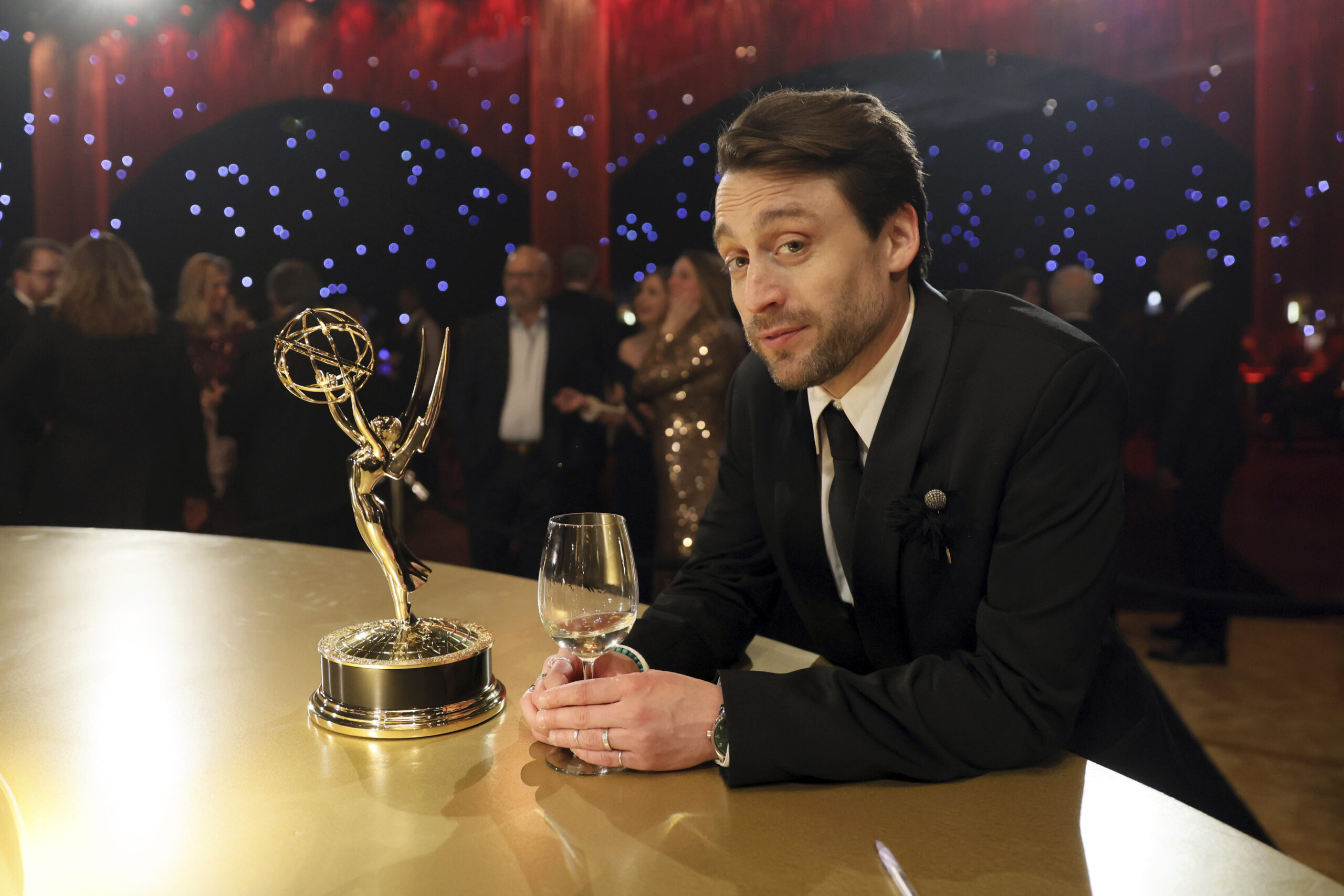 EXCLUSIVE Kieran Culkin, winner of outstanding lead actor in a drama series for "Succession" at the 75th Emmy Awards Governors Gala Winners Circle on Monday, Jan. 15, 2024 at the LA Convention Center in Los Angeles. (Photo by Danny Moloshok/Invision for the Television Academy/AP Images)