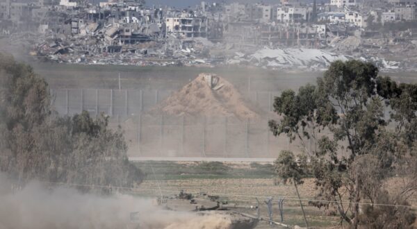 epa11052137 An Israeli tank maneuvers along the border with the Gaza Strip, in southern Israel, 01 January 2024. More than 21,600 Palestinians and at least 1,300 Israelis have been killed, according to the Palestinian Health Ministry and the Israel Defense Forces (IDF), since Hamas militants launched an attack against Israel from the Gaza Strip on 07 October, and the Israeli operations in Gaza and the West Bank which followed it. The Israeli military stated that its ground, air, and naval troops are 'continuing to conduct joint combat' across the Gaza Strip.  EPA/ABIR SULTAN