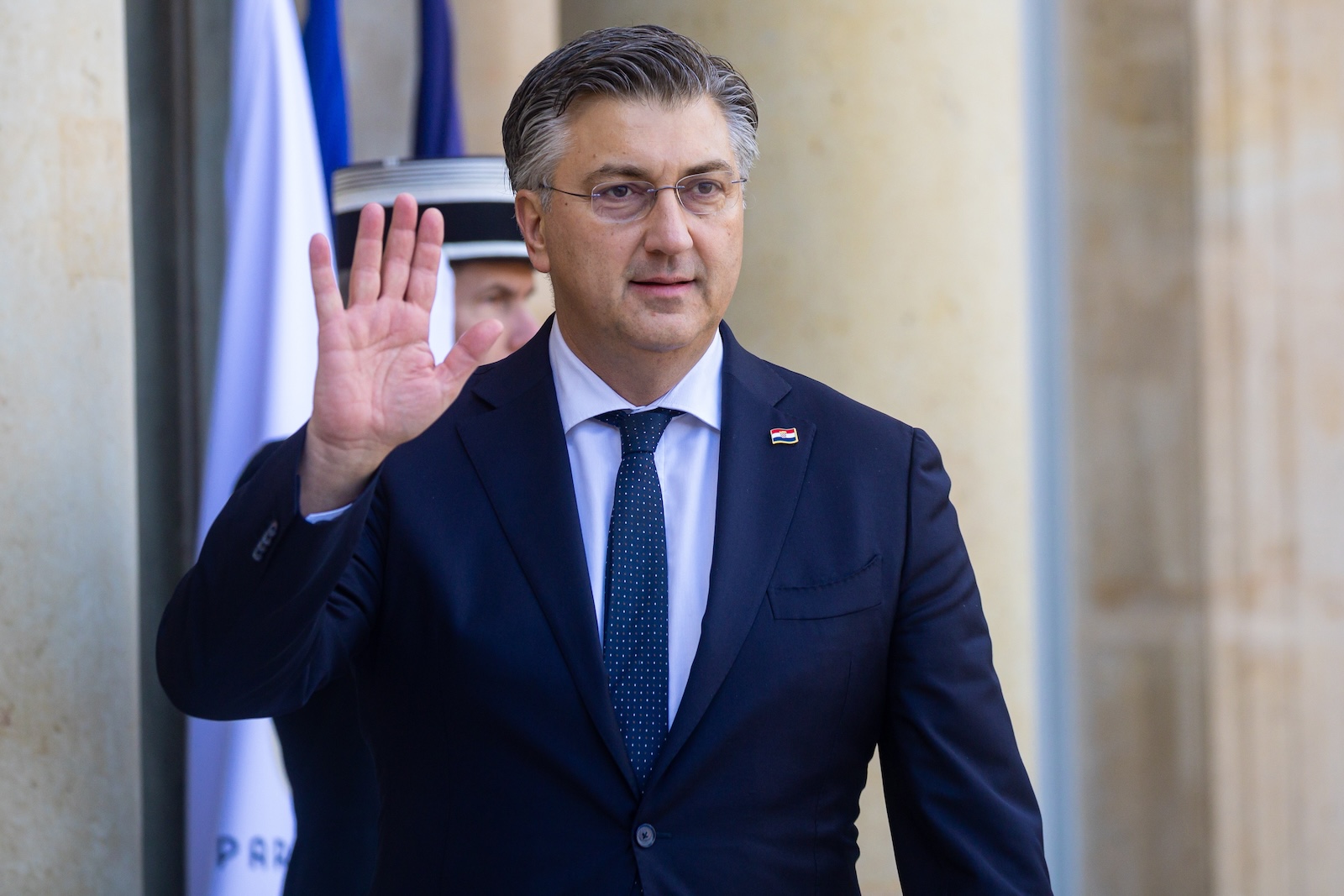 epa11058832 Croatia's Prime Minister Andrej Plenkovic, arrives at the Elysee palace during the national tribute to late French former European Commission President Jacques Delors in Paris, France, 05 January 2024. The former European Commission President and architect of the modern EU has died at age 98 on 27 December 2023.  EPA/CHRISTOPHE PETIT TESSON
