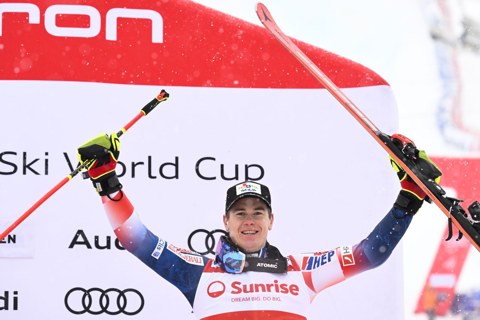 epa11060858 Third placed Filip Zubcic of Croatia celebrates on the podium for the Men's Giant Slalom race at the FIS Alpine Skiing World Cup in Adelboden, Switzerland, 06 January 2024.  EPA/ANTHONY ANEX