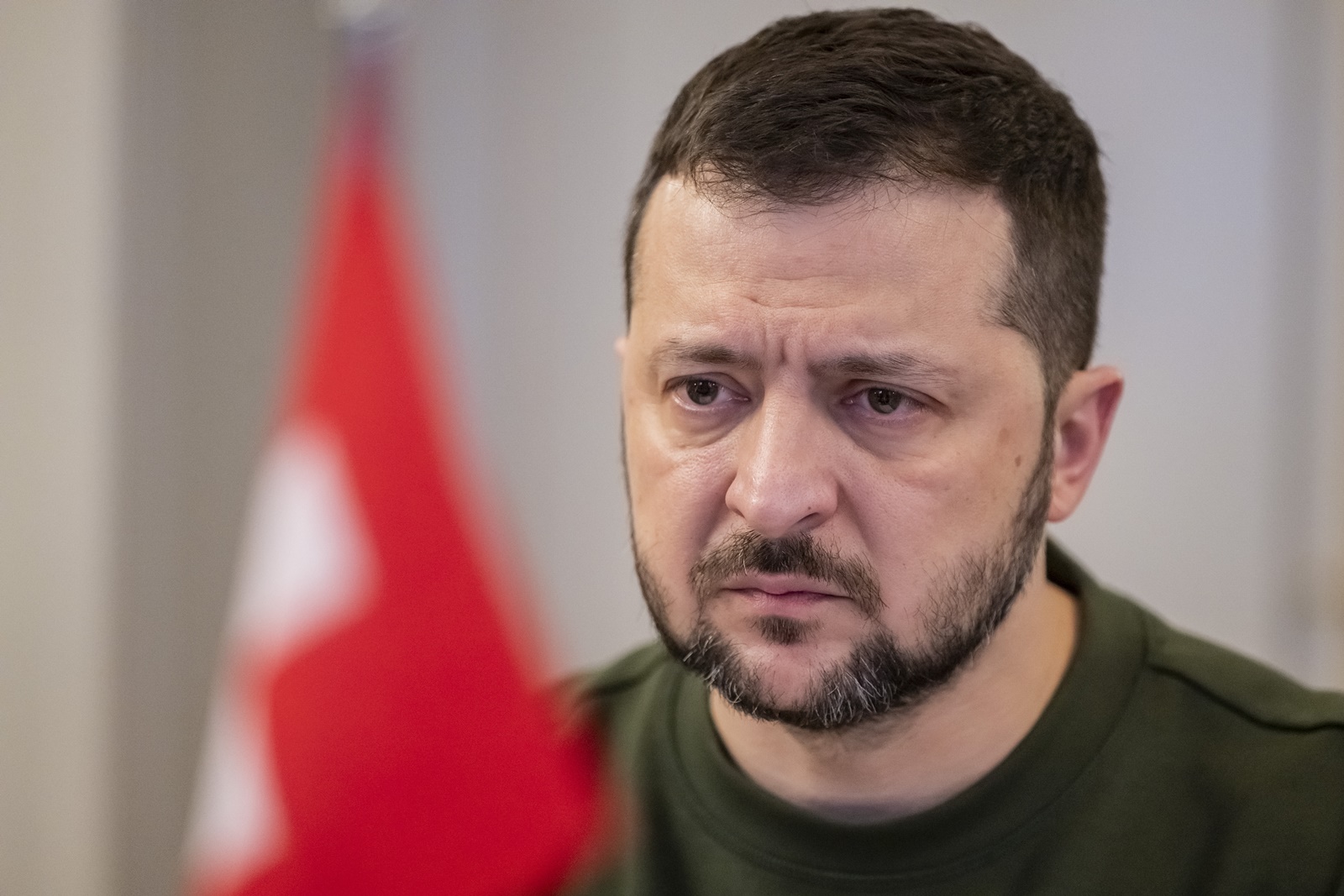 epa11079719 Ukrainian President Volodymyr Zelensky looks on during bilateral talks with the Swiss delegation in Kehrsatz near Bern, Switzerland, 15 January 2024. Zelensky will attend the World Economic Forum in Davos starting 16 January.  EPA/ALESSANDRO DELLA VALLE / POOL