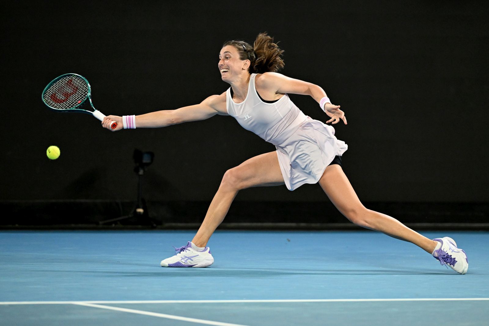 epa11082609 Petra Martic of Croatia in action during her first round match against Ajla Tomljanovic of Australia on Day 3 of the 2024 Australian Open at Melbourne Park in Melbourne, Australia, 16 January 2024.  EPA/JAMES ROSS AUSTRALIA AND NEW ZEALAND OUT
