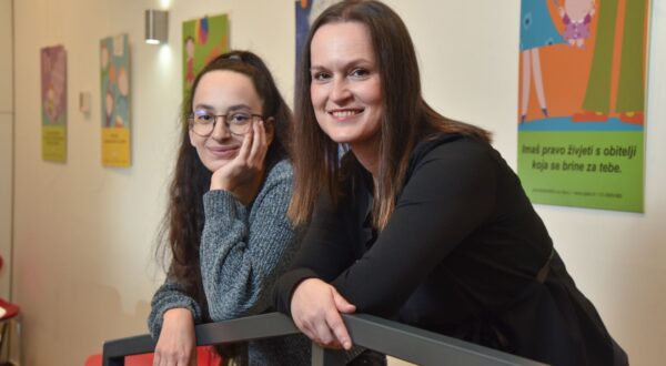 05.01.2024., Zagreb - Ivona Makvic Salaj, savjetnica pravobraniteljice za djecu i Kristina Lavin, voditeljica Mreze mladih savjetnika pravobraniteljice