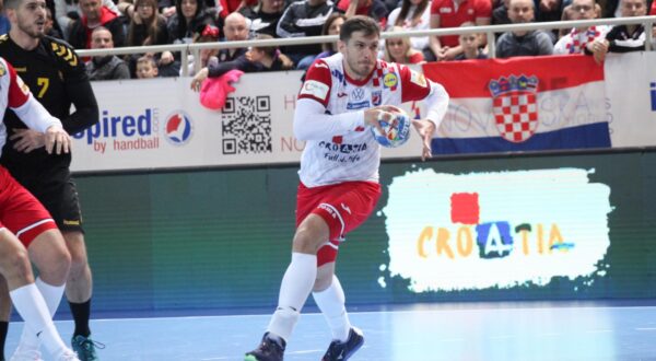 04.01.2024., Porec - Rukometna utakmica Croatia Cup, Hrvatska - Crna Gora Photo: Luka Batelic/PIXSELL