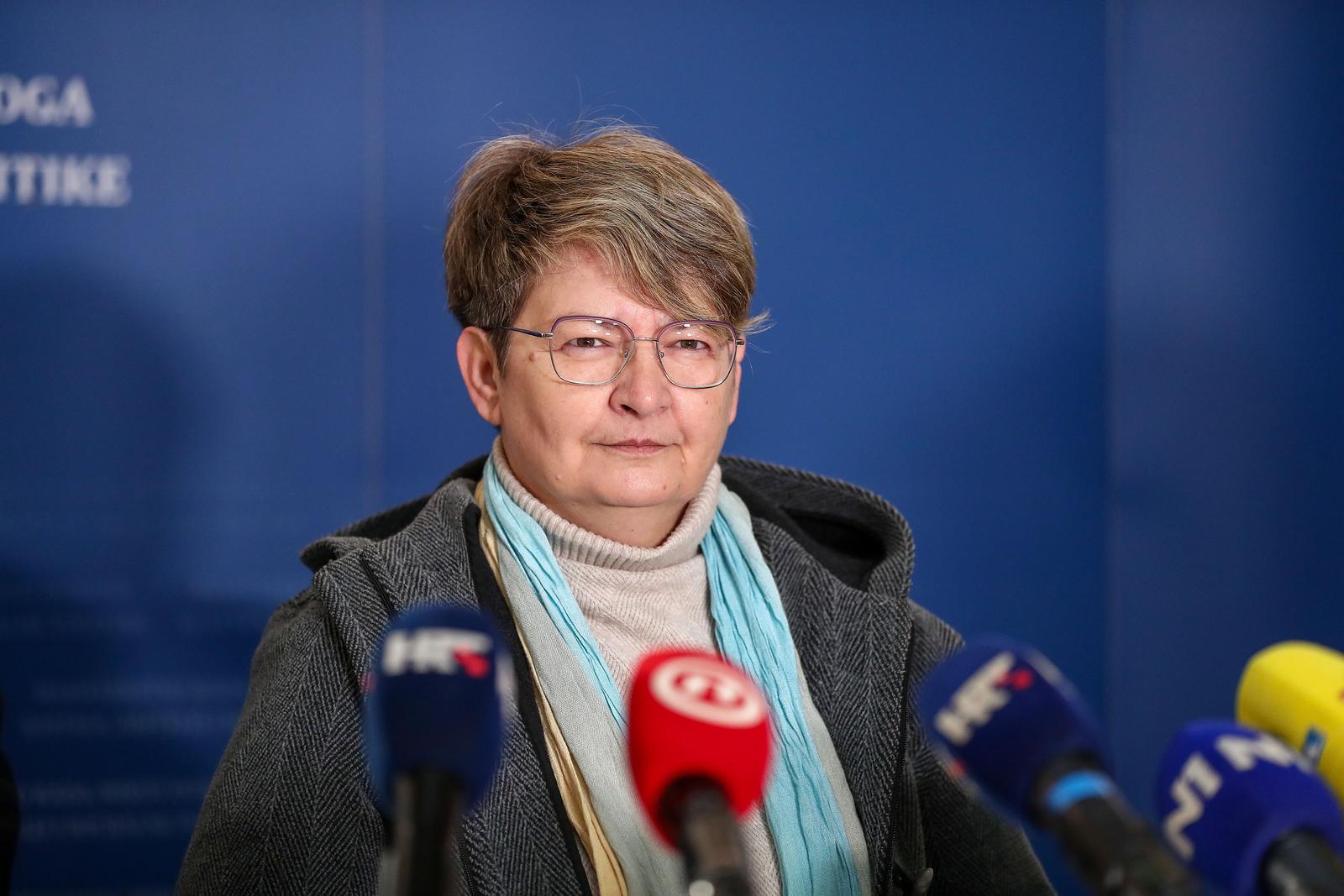 11.01.2024., Zagreb - Sastanak pregovarackih odbora Vlade RH i predstavnika sindikata o sklapanju novog Temeljnog kolektivnog ugovora za sluzbenike i namjestenike u javnim sluzbama odrzan je u Ministarstvu rada, mirovinskog sustava, obitelji i socijalne politike. predsjednica Nezavisnog sindikata zaposlenih u srednjim skolama Nada Lovric Photo: Matija Habljak/PIXSELL