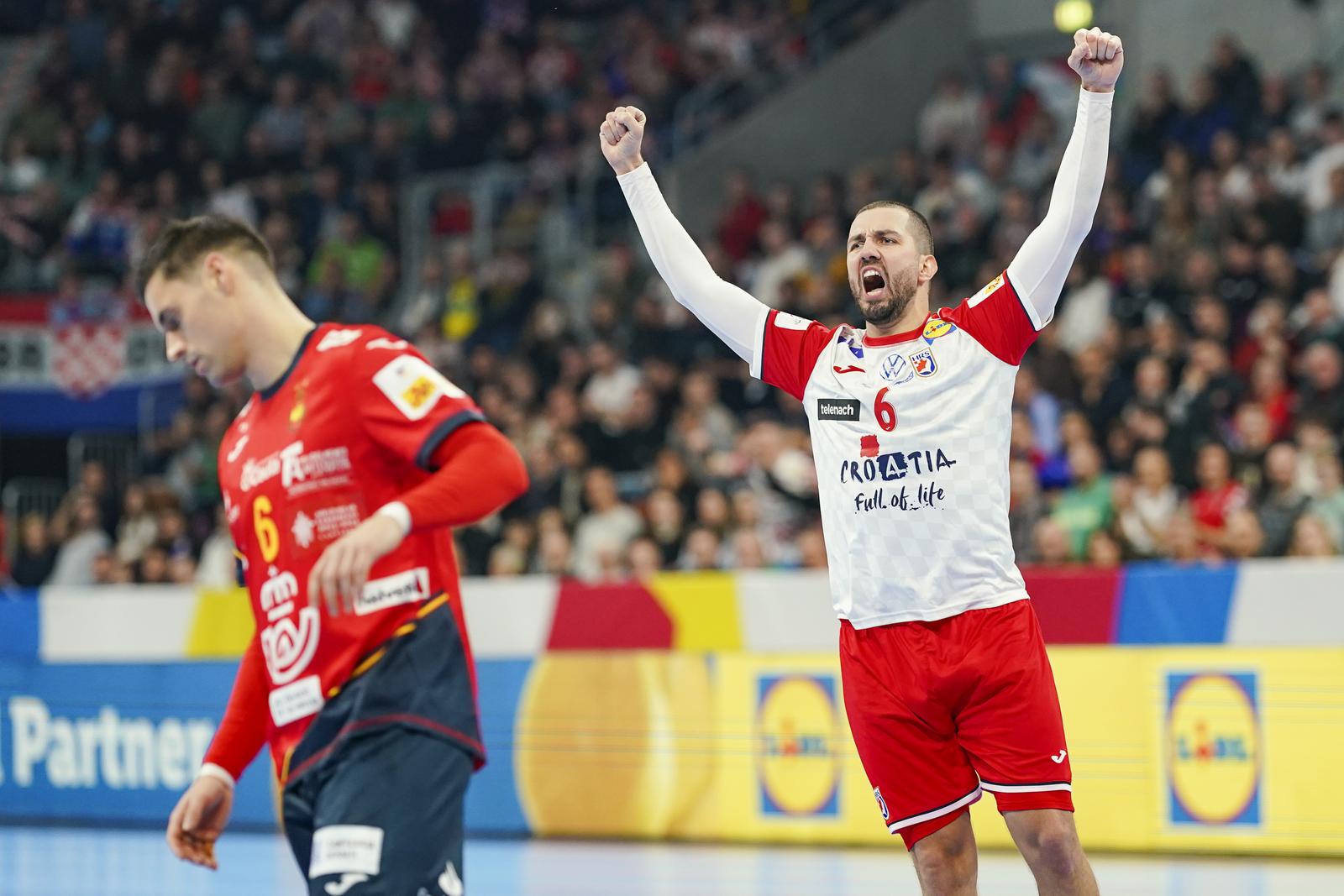12 January 2024, Baden-Württemberg, Mannheim: Handball: European Championship, Spain - Croatia, preliminary round, Group B, match day 1, SAP Arena. Croatia's Mario Sostaric (r) celebrates a goal. On the left is Spain's Angel Fernandez Perez. Photo: Uwe Anspach/dpa. Rrights only for: Croatia, Bosnia, Serbia, Montenegro, Macedonia.  Photo: DPA/PIXSELL/PIXSELL
