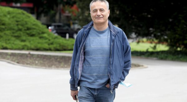 12.05.2021., Zagreb - Pavle Kalinic, procelnik Gradskog ureda za upravljanje u hitnim situacijama Grada Zagreba lezerno je prosetalo centrom grada. rPhoto: Patrik Macek/PIXSELL