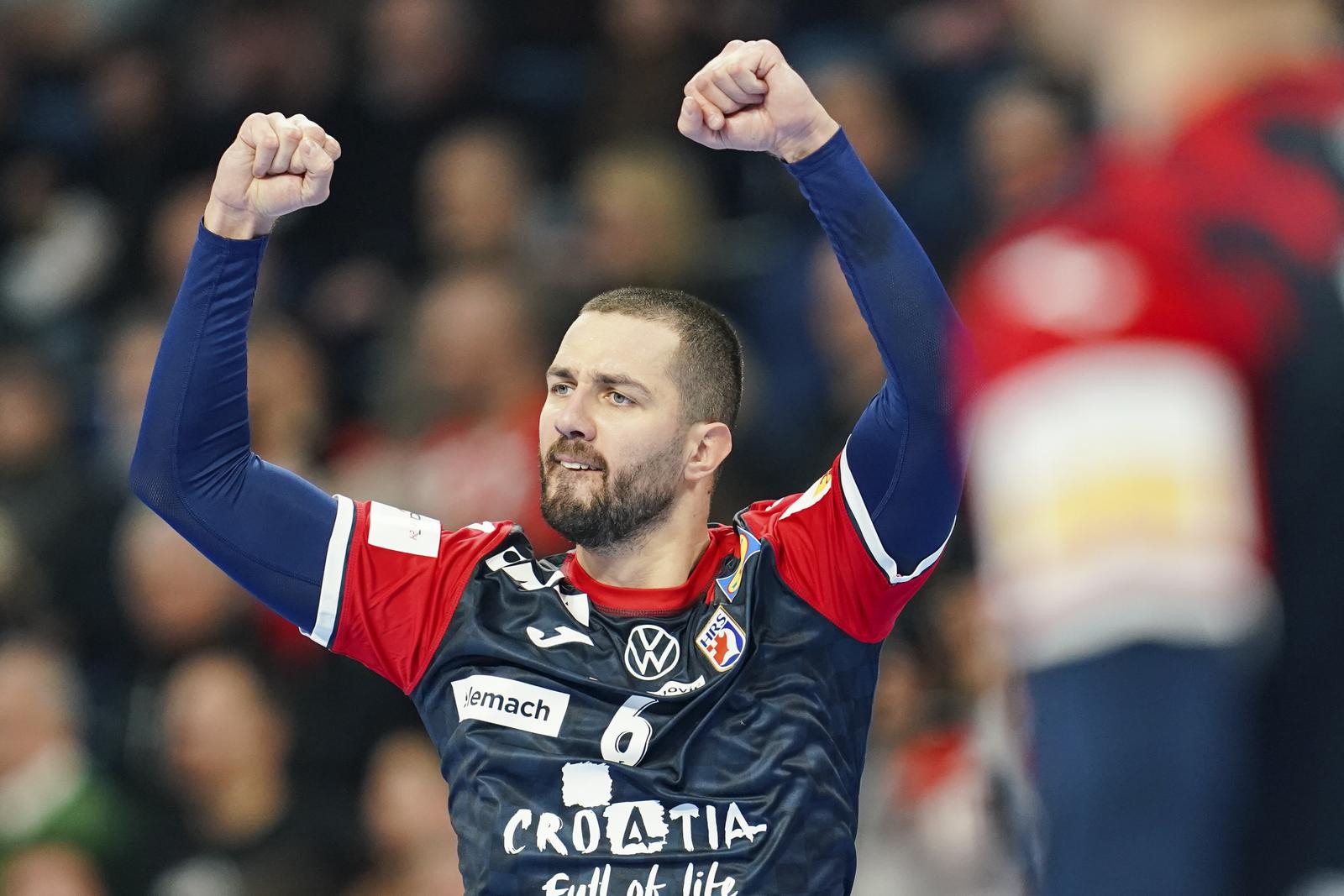 16 January 2024, Baden-Württemberg, Mannheim: Handball: European Championship, Croatia - Romania, Preliminary Round, Group B, Matchday 3, SAP Arena. Croatia's Mario Sostaric celebrates. Photo: Uwe Anspach/dpa Photo: Uwe Anspach/DPA Photo: Uwe Anspach/DPA/PIXSELL