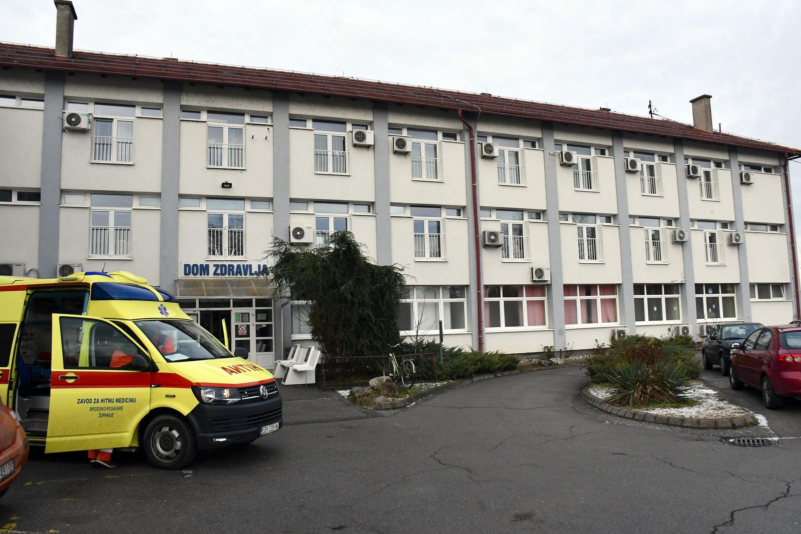 17.01.2024., Slavonski Brod - Predstavljanje novog specijalnog vozila za Hitnu medicinsku sluzbu i prosirenja mreze Hitne medicine na podrucju Brodsko-posavske zupanije. Photo: Ivica Galovic/PIXSELL