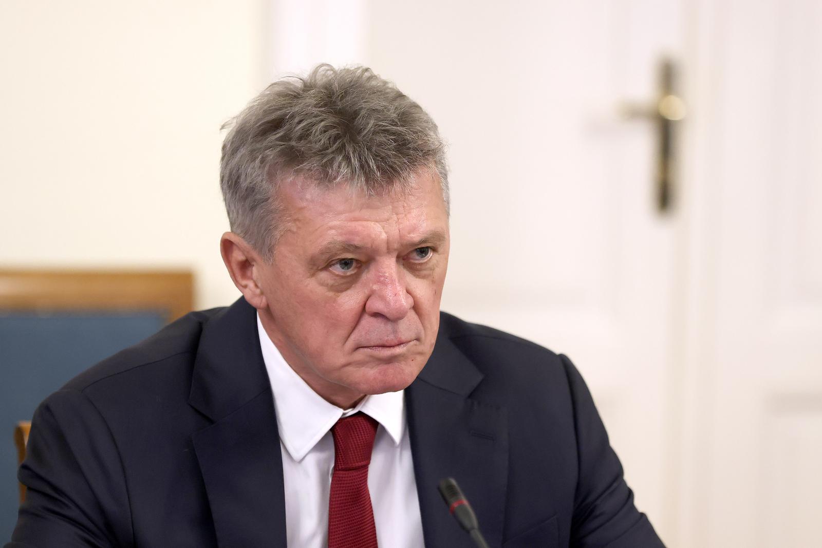 17.01.2024., Zagreb - U Saboru je pocela 73. sjednica Odbora za pravosudje na kojoj ce kandidati za GDO predstaviti programe i odgovarati na pitanja clanova Odbora i zainteresiranih zastupnika. Ivan Turudic predstavlja svoj program.
 Photo: Patrik Macek/PIXSELL