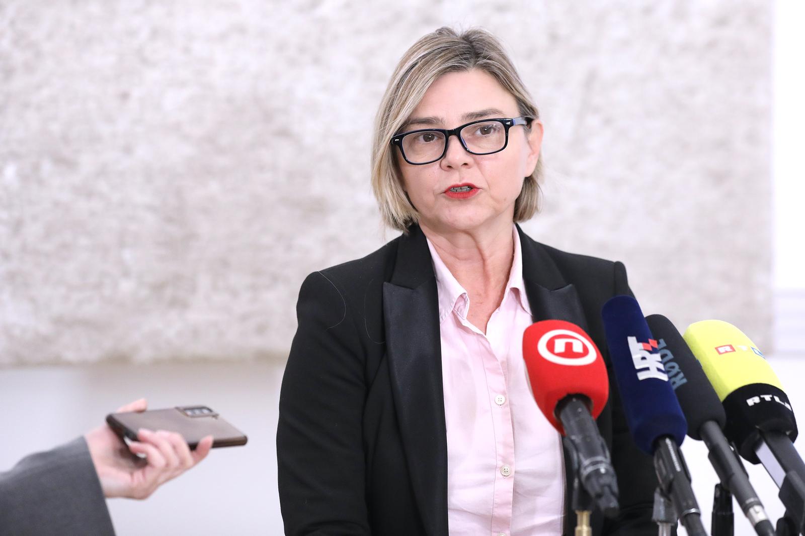 17.11.2023., Zagreb - Na konferenciji za medije odrzanoj u Saboru o aktualnim temema govorila je Sandra Bencic.
 Photo: Patrik Macek/PIXSELL