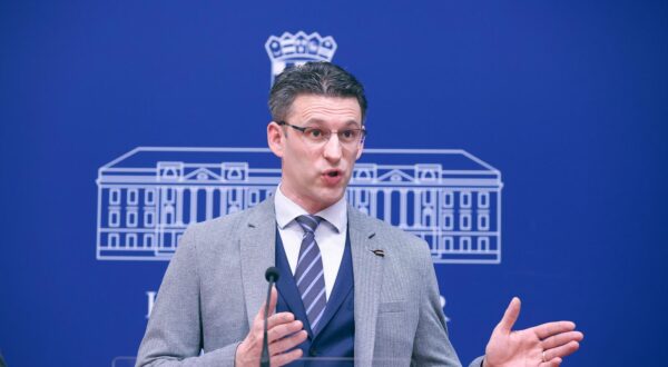 18.01.2024., Zagreb - Na konferenciji za medije Mosta odrzanoj u Saboru o temi  "Branitelji Domovinskog rata zrtve su povrsnosti nadleznih ministarstava u pripremi i provedbi sistematskih pregleda” govorili su Bozo Petrov i Ivan Bekavac.
 Photo: Patrik Macek/PIXSELL