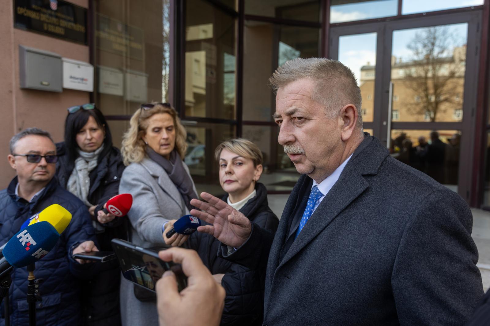 18.01.2024., Osijek - Saslusanje Zvonka Bedea i drugih nakon kojeg su stavljenii u pritvor. Izjave odvjetnika nakon saslusanja. Photo: Borna Jaksic/PIXSELL