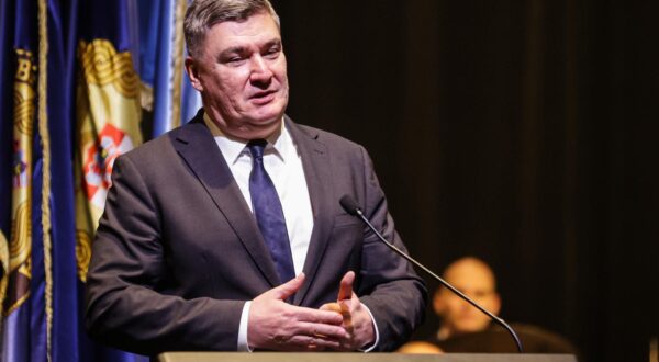 20.12.2023., Zagreb - Svecanost obiljezavanja 32. obljetnice Hrvatskog vojnog ucilista Dr. Franjo Tudjman u vojarni Petar Zrinski. predsjednik RH Zoran Milanovic Photo: Luka Stanzl/PIXSELL