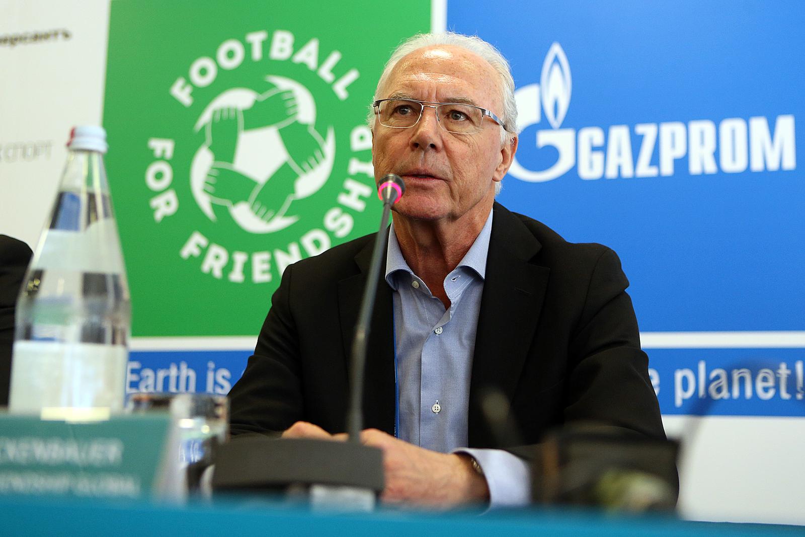 24.05.2014., Lisabon, Portugal - Gazprom, sluzbeni sponzor Uefine Lige prvaka uoci finalne utakmice izmedju Real Madrida i Atletico Madrida provodi drustveno odgovorni projekt Football for friendship u sklopu kojeg se natjece 16 momcadi nogometnih klubova starosti izmedju 12 i 14 godina iz 16 razlicitih zemalja. Hrvatsku je na nogometnom turniru predstavljao GNK Dinamo pod vodstvom trenera Sejada Halilovica, a na turniru je pobjedila Benfica iz Lisabona. Konferencija za medije na kojoj su bili ambasadori Vitor Baia, Franz Beckenbauer i Vyacheslav Krupenkov. Franz Beckenbauer. "nPhoto: Goran Stanzl/PIXSELL