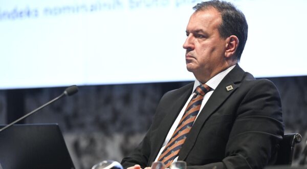 25.1.2024., Zagreb - Prije pocetka sjednice vlade ministri Ivan Malenica, Marin Piletic i Vili Beros predstavili su nove koeficijente, odnosno povecanja placa u javnom i drzavnom sektoru. Photo: Davorin Visnjic/PIXSELL