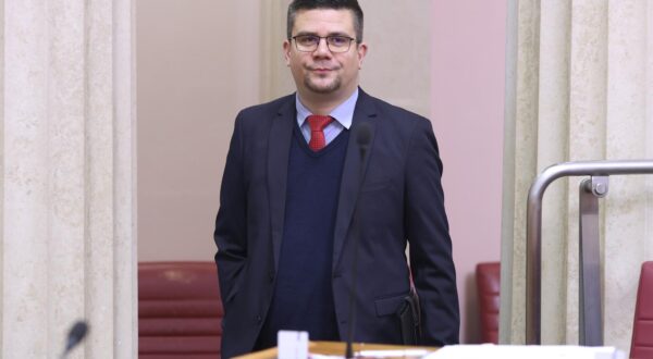 26.01.2024., Zagreb - Sabor 21. sjednicu nastavlja izjasnjavanjem o podnesenim amandmanima.
 Photo: Patrik Macek/PIXSELL
