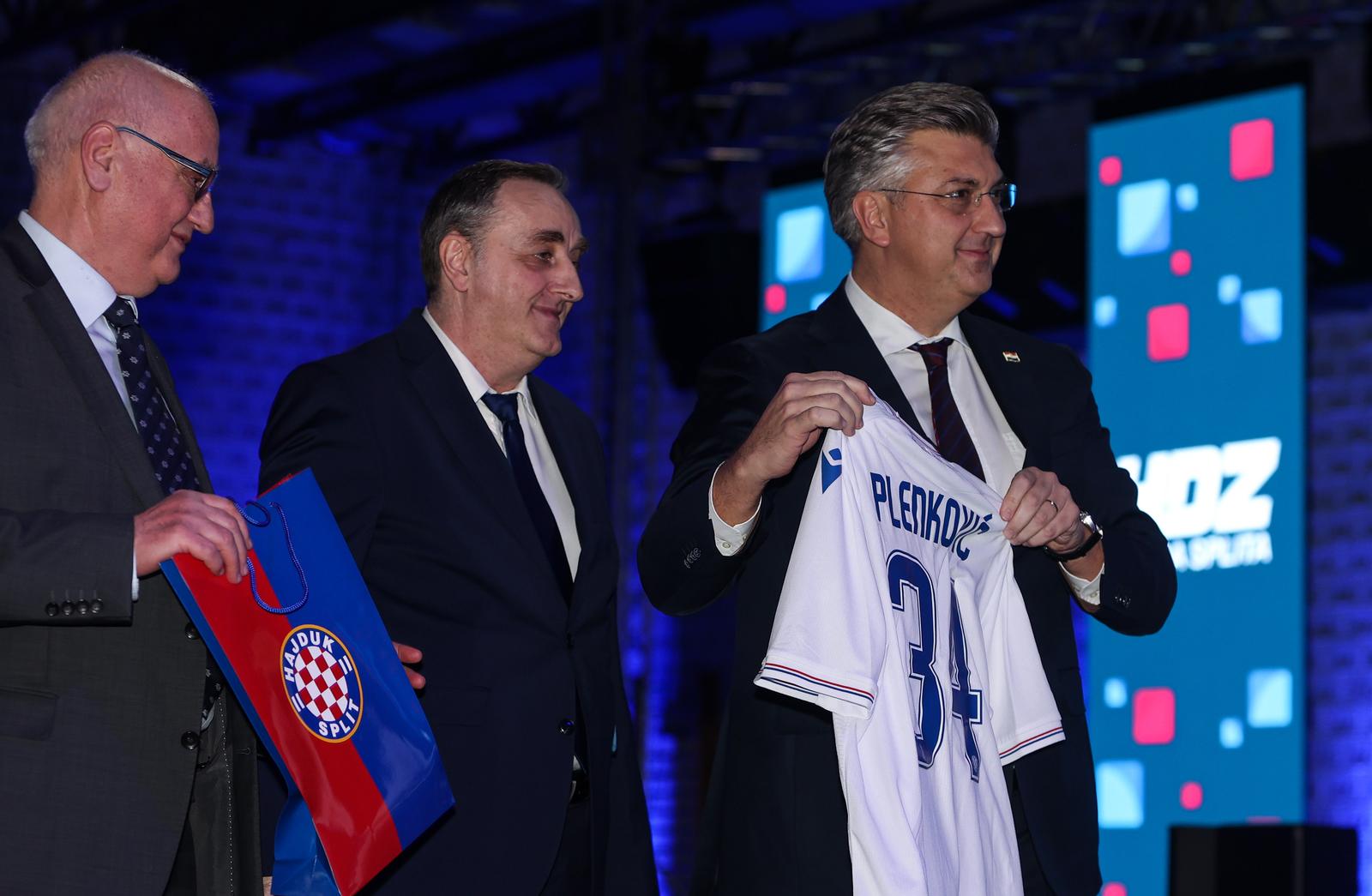 27.01.2024, Split- Andrej Plenkovic sudjeluje na obiljezavanju 34. obljetnice osnutka HDZ-a Split Photo: Ivana Ivanovic/PIXSELL