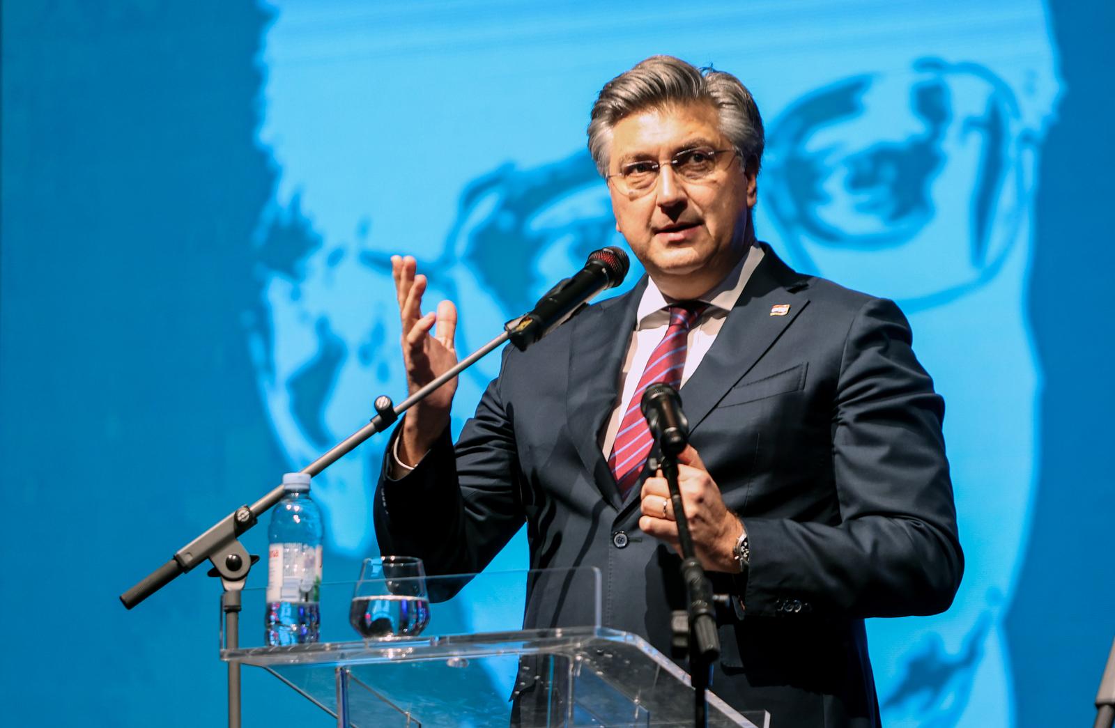 27.01.2024, Split- Andrej Plenkovic sudjeluje na obiljezavanju 34. obljetnice osnutka HDZ-a Split Photo: Ivana Ivanovic/PIXSELL