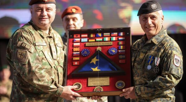 31.01.2024., Sarajevo, Bosna i Hercegovina - U svecanoj atmosferi, danas je u bazi Butmir kod Sarajeva izvrsena primopredaja duznosti nad komandom EUFOR-a, a kljuceve liderstva preuzeo je iskusni madjarski general-major Laszlo Sticz. Photo: Armin Durgut/PIXSELL