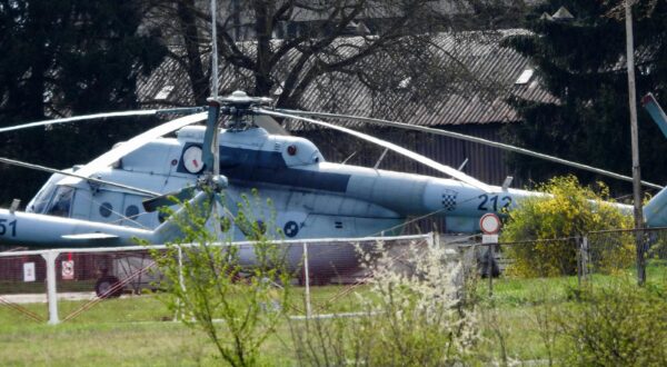 31.03.2023., Zagreb - Helikopteri u prostorima Zrakoplovno - tehnickog centra. Ministar Mario Banozic potvrdio je kako Hrvatska donira Ukrajini ukupno 14 helikoptera od cega dvanaest modela MI 8 MTV-1 i dva modela MI 8 T. Photo: Zeljko Hladika/PIXSELL