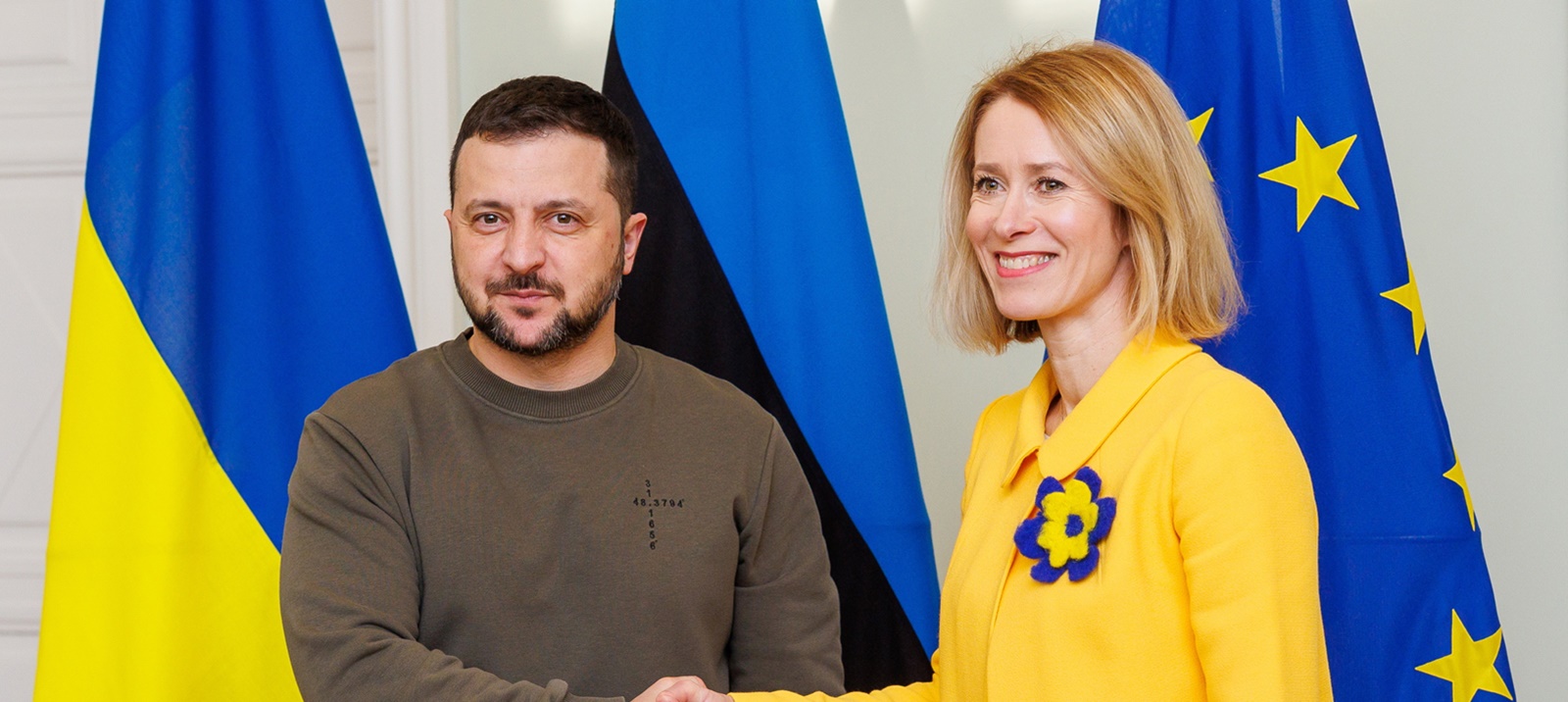epa11069238 A handout photo made available by the government office of Estonia shows Estonian Prime Minister Kaja Kallas (R) and Ukrainian President Volodymyr Zelensky during their meeting in Tallinn, Estonia, 11 January 2024. Zelensky has made visits to Lithuania, Estonia and Latvia where he met with top officials to discuss support for Ukraine amid the Russian invasion as well as Ukrainian 'integration into the EU and NATO' and security.  EPA/RAUL MEE HANDOUT   HANDOUT EDITORIAL USE ONLY/NO SALES HANDOUT EDITORIAL USE ONLY/NO SALES