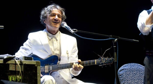 Bildnummer: 53581193  Datum: 04.11.2009  Copyright: imago/PicturePerfect
Goran Bregovic GORAN BREGOVIC IN CONCERT - Moscow PUBLICATIONxNOTxINxUSAxUKxRUS People Musik Aktion kbdig xkg 2009 quer

Bildnummer 53581193 Date 04 11 2009 Copyright Imago Picture Perfect Goran Bregovic Goran Bregovic in Concert Moscow PUBLICATIONxNOTxINxUSAxUKxRUS Celebrities Music Action shot Kbdig xkg 2009 horizontal