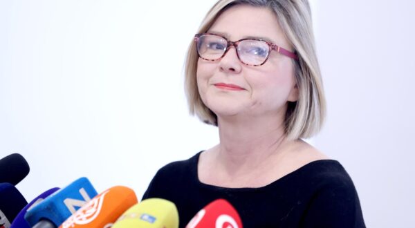 20.02.2024., Zagreb - Na konferenciji za medije odrzanoj u Saboru o aktualnim temama govorila je Sandra Bencic.
 Photo: Patrik Macek/PIXSELL