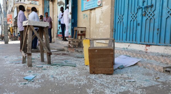 epa11131332 Resident survey the damages caused by an attack in Bakaro market in Mogadishu, Somalia, 06 February, 2024. Six people were killed and several others wounded when an attack targeted shops at the Bakaro market according to Mogadishuâ€™s Deputy Mayor Mohamed Ahmed Dirie Yaboh.  EPA/SAID YUSUF WARSAME