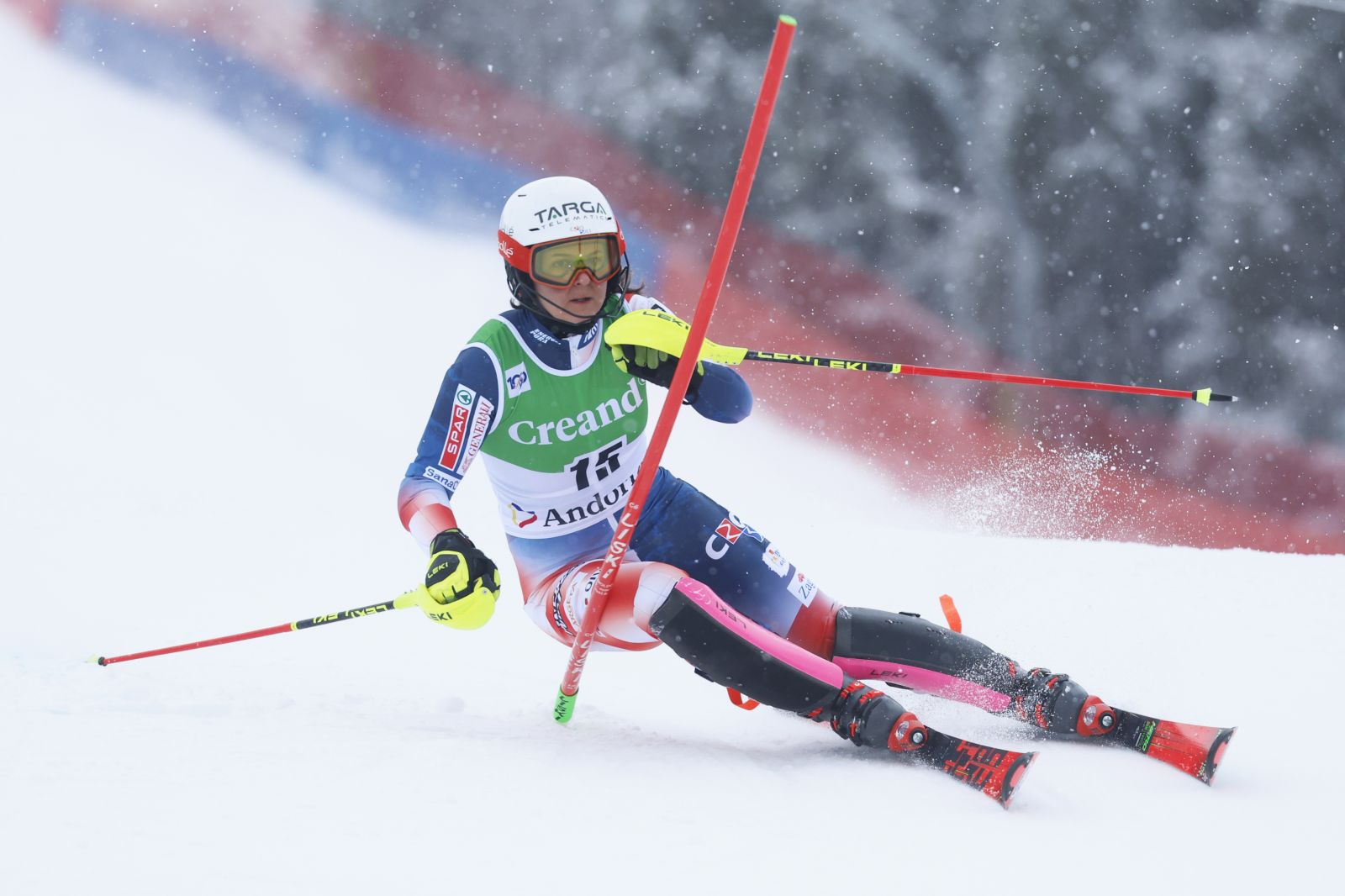 epa11144348 Zrinka Ljutic from Croatia in action during the first run of the Women's Slalom race at the FIS Alpine Skiing World Cup in Soldeu, Andorra, 11 February 2024.  EPA/Guillaume Horcajuelo
