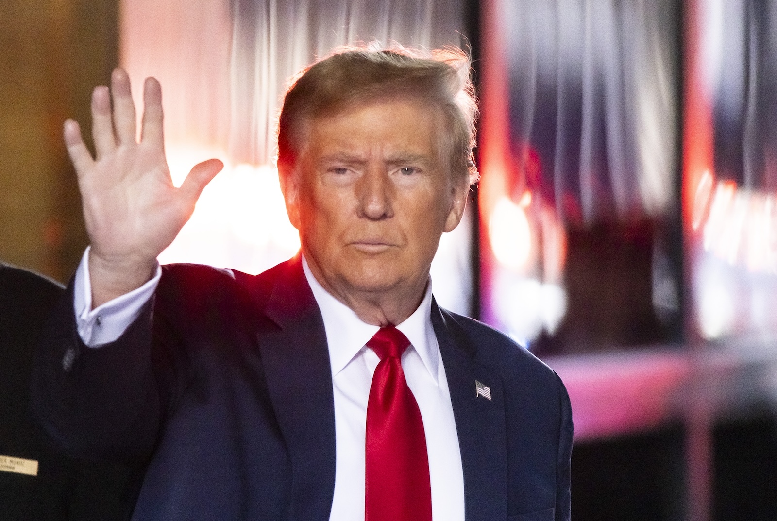 epa11154901 Former president Donald J. Trump departs Trump Tower on route to attend a pre-trial conference at a New York courthouse in New York, New York, USA, 15 February 2024. Trump is facing 34 felony counts of falsifying business records related to payments made to adult film star Stormy Daniels during his 2016 presidential campaign.  EPA/JUSTIN LANE