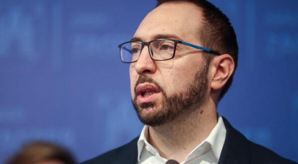01.02.2024., Zagreb - Gradonacelnik Grada Zagreba Tomislav Tomasevic, zamjenici gradonacelnika Danijela Dolenec i Luka Korlaet te procelnica Gradskog ureda za kulturu i civilno drustvo Emina Visnic objavili su rezultate javnog poziva za financiranje kulturnih programa za 2024. godinu.
 Photo: Igor Kralj/PIXSELL