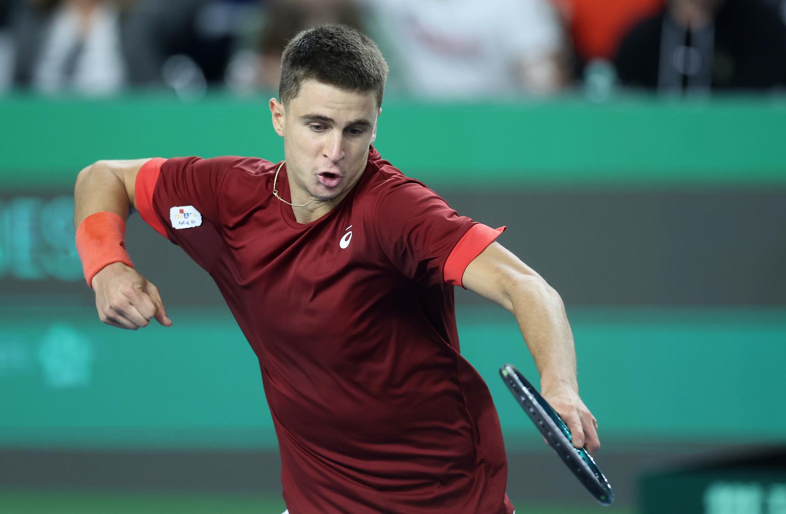 03.02.2024., Varazdin - Davis Cup susret Hrvatske i Belgije, mec Duje Ajdukovic - Joris De Loore. Photo: Sanjin Strukic/PIXSELL