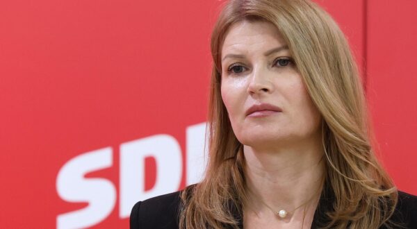 03.05.2023., Zagreb - Konferencija za medije SDP-a o kontroverzama oko cjelodnevne skole na kojoj su govorile Sabina Glasovac, potpredsjednica SDP-a i Hrvatskog sabora te Tanja Djakovic, potpredsjednica SDP-a Zagreb i voditeljica SDP-ovog Savjeta za odgoj i obrazovanje. Photo: Goran Stanzl/PIXSELL