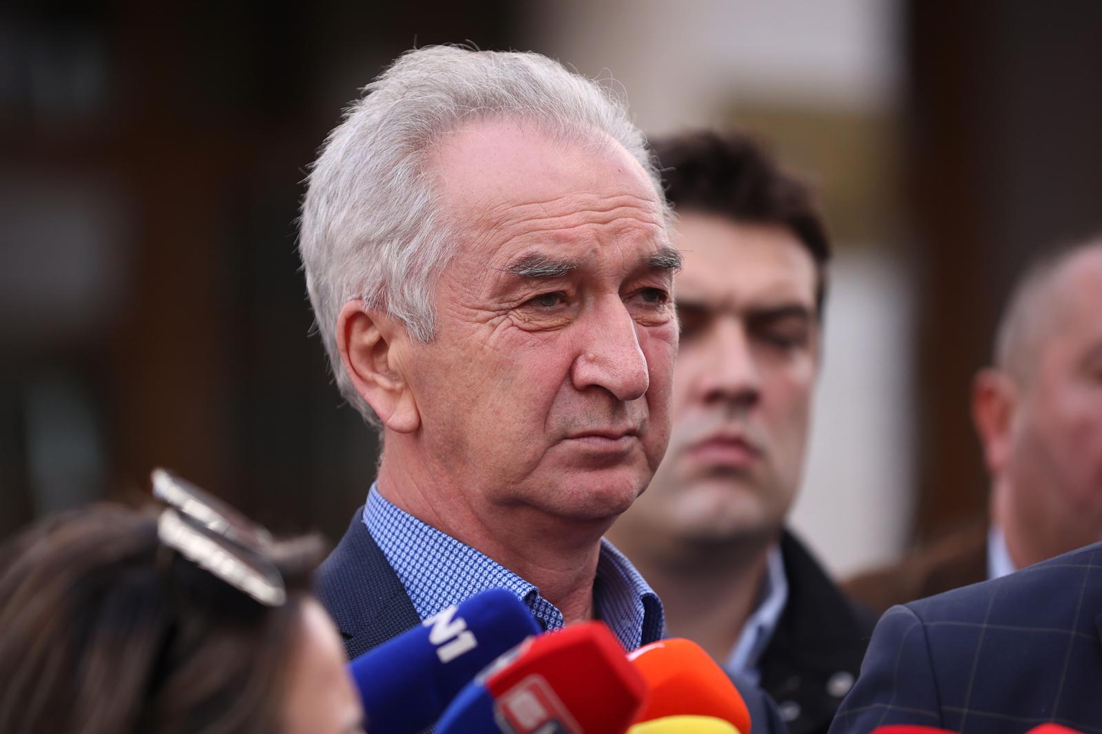 05.10.2022., Sarajevo, Bosna i Hercegovina - Lideri i predstavnici PDP-a, SDS-a i Liste za pravdu i red predali su Centralnoj izbornoj komisiji BiH zahtjev za ponovno brojanje i ponistavanje izbora za nivo predsjednika Republike Srpske. Mirko Sarovic Photo: Armin Durgut/PIXSELL