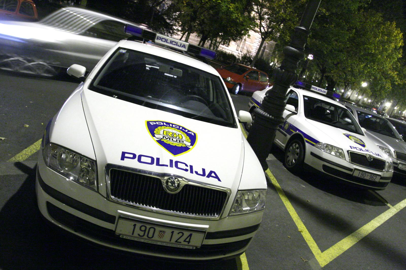 18.10.2008., Zagreb, Hrvatska - Policijski znak na sluzbenim vozilima.r"nPhoto: Goran Jakus/PIXSELL