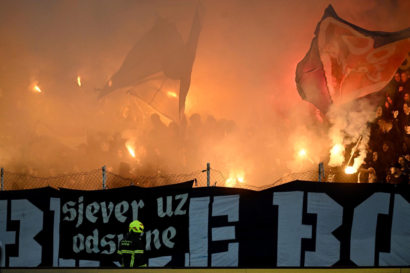 10.02.2024., stadion u Kranjcevicevoj ulici, Zagreb - SuperSport HNL, 22. kolo, NK Lokomotiva - GNK Dinamo. navijaci Dinama, Bad Blue Boysi Photo: Marko Lukunic/PIXSELL