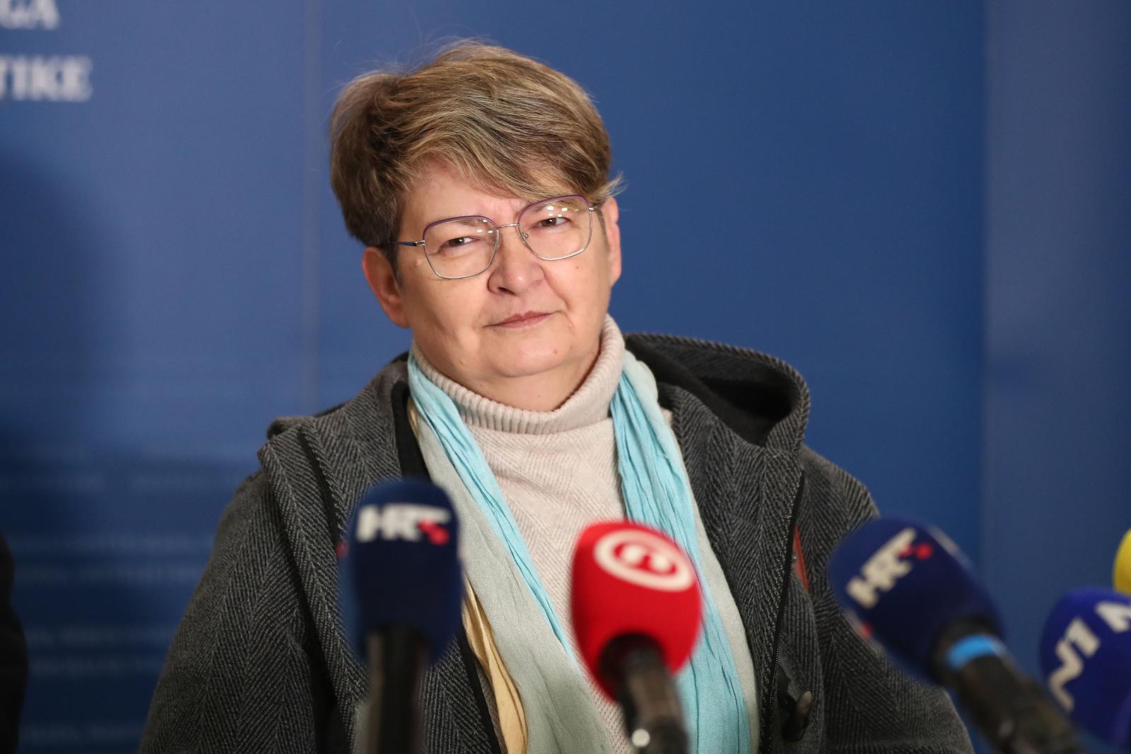 11.01.2024., Zagreb - Sastanak pregovarackih odbora Vlade RH i predstavnika sindikata o sklapanju novog Temeljnog kolektivnog ugovora za sluzbenike i namjestenike u javnim sluzbama odrzan je u Ministarstvu rada, mirovinskog sustava, obitelji i socijalne politike. predsjednica Nezavisnog sindikata zaposlenih u srednjim skolama Nada Lovric Photo: Matija Habljak/PIXSELL