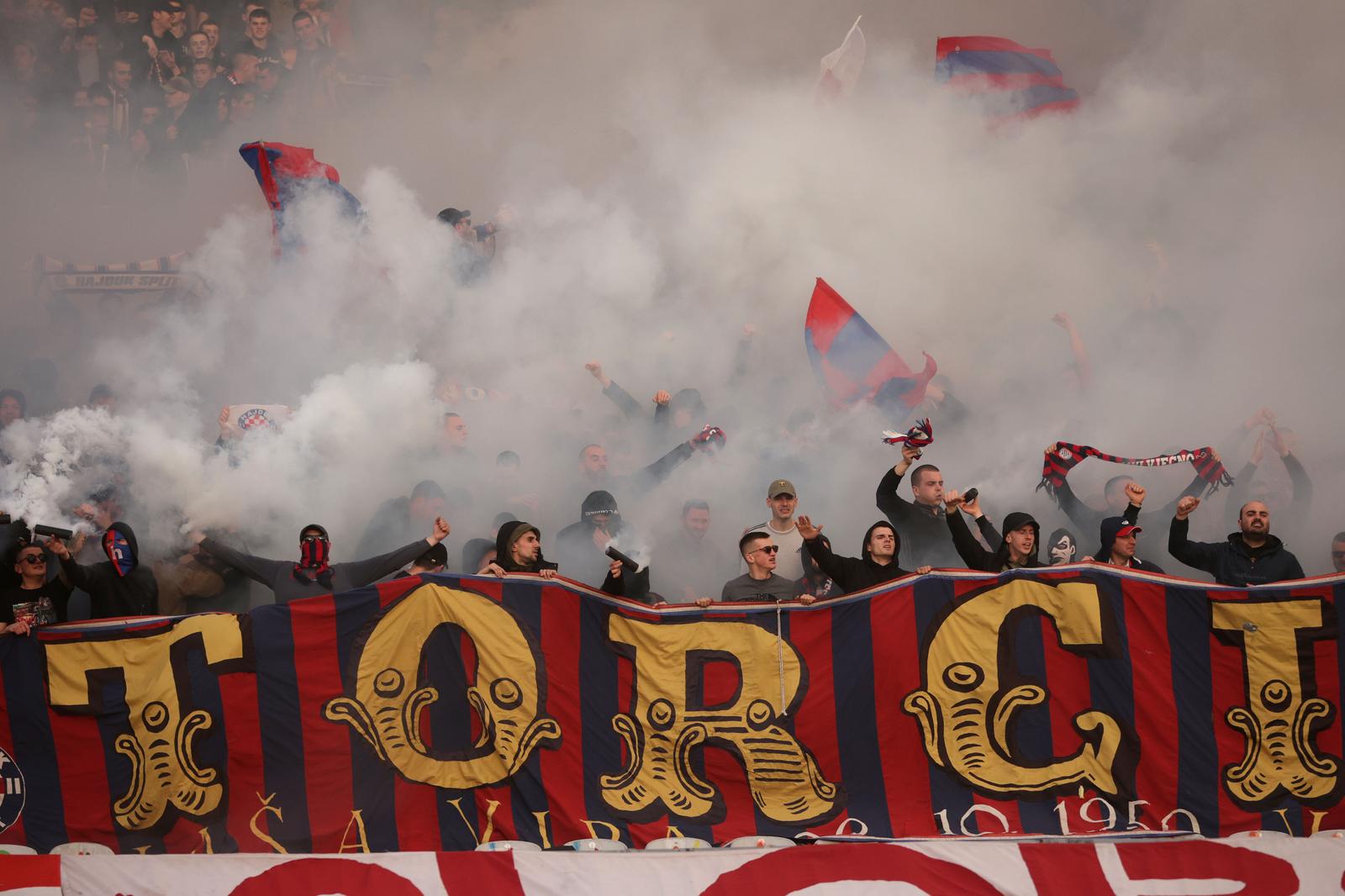 11.02.2024., stadion Poljud, Split - SuperSport HNL, 22. kolo, HNK Hajduk - NK Slaven Belupo. navijaci Hajduka, Torcida Photo: Zvonimir Barisin/PIXSELL
