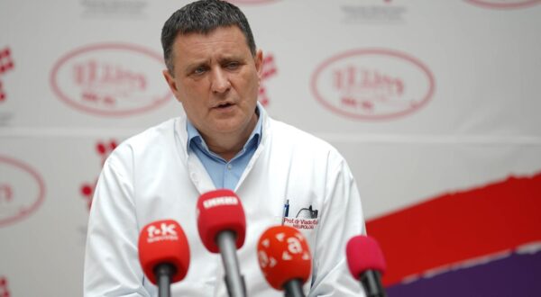 12.02.2024., UKC RS, Banja Luka (BiH) - Direktor Univerzitetskog klinickog centra /UKC/ RS Vlado Djajic potvrdio je da ce ljekari ovog medicinskog centra uskoro ici u medicinski obilazak haskog osudjenika generala Ratka Mladica. Na pres konferenciji Djajic je pricao i o educiranju ljekara UKC RS u Kini i posjeti svjetski poznatog grudnog hirurga Diega Gonzalesa Rivasa najvecem medicinskom centru u RS. Photo: Dejan Rakita/PIXSELL