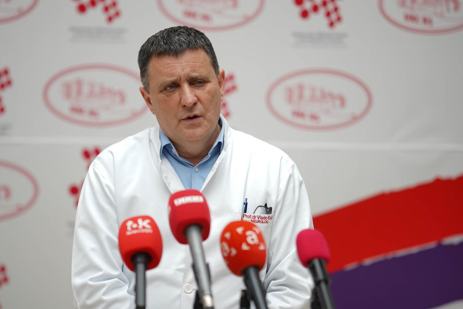 12.02.2024., UKC RS, Banja Luka (BiH) - Direktor Univerzitetskog klinickog centra /UKC/ RS Vlado Djajic potvrdio je da ce ljekari ovog medicinskog centra uskoro ici u medicinski obilazak haskog osudjenika generala Ratka Mladica. Na pres konferenciji Djajic je pricao i o educiranju ljekara UKC RS u Kini i posjeti svjetski poznatog grudnog hirurga Diega Gonzalesa Rivasa najvecem medicinskom centru u RS. Photo: Dejan Rakita/PIXSELL