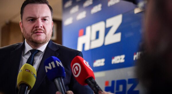 12.02.2024., Zagreb - Marko Primorac dao je izjavu medijima uoci pocetka sastanka sireg Predsjednistva HDZ-a u sredistu Gradskog odbora HDZ-a Grada Zagreba u Gundulicevoj ulici. Photo: Josip Regovic/PIXSELL
