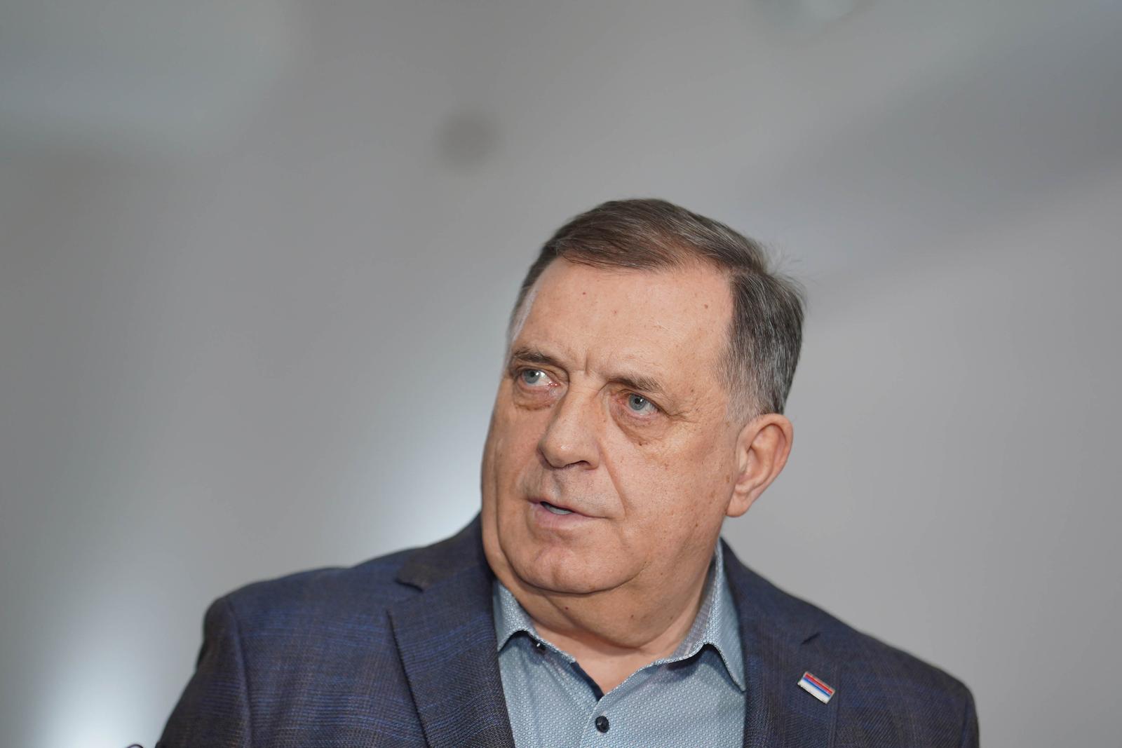 13.02.2024., Akademija nauka i umjetnosti RS, Banjaluka (BiH) - Promociji 50.broja casopisa "Argumenti" prisustvovali Milorad Dodik, predsjednik RS, i Igor Kalabuhov, ambasador Rusije u BiH. Izdavac ovog casopisa je SNSD, stranka Milorada Dodika, a prisutnima se obratio glavni i odgovorni urednik Milan Ljepojevic. Svecanosti su prisustvovali univerzitetski profesori Dragoljub Mirjanic, Rajko Kuzmanovic, Drago Brankovic, novinar Sinisa Ljepojevic, kao i istaknuti clanovi SNSD-a.  Photo: Dejan Rakita/PIXSELL/PIXSELL