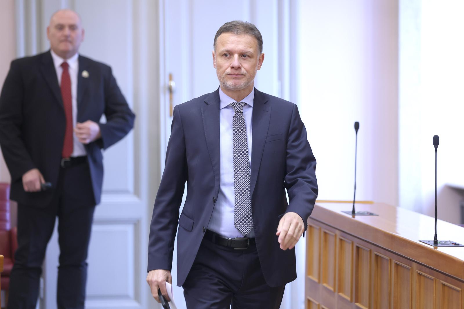 14.02.2024., Zagreb - Nakon slobodnih govora zastupnika Sabor 21. sjednicu nastavlja raspravom o izmjenama i dopunama Zakona o materijalima i predmetima koji dolaze u neposredan dodir s hranom.
 Photo: Patrik Macek/PIXSELL