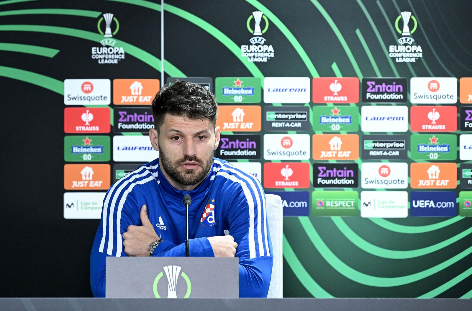 14.02.2024., Sevilla, Spanjolska - Nogometas Dinama Bruno Petkovic na konferenciji za medije na stadionu Benito Villamarin uoci sutrasnje utakmice playoffa UEFA Konferencijske lige izmedju Real Betisa i GNK-a Dinamo. Photo: Marko Lukunic/PIXSELL