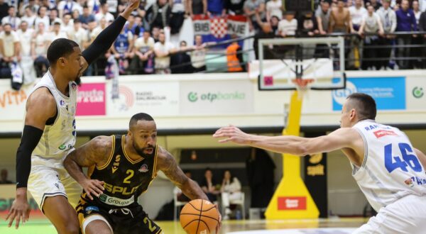 14.02.2024., dvorana KK Split, Split - SuperSport Kup Kresimir Cosic, cetvrtfinale, KK Zadar - KK Split. Shannon Shorter Photo: Ivana Ivanovic/PIXSELL